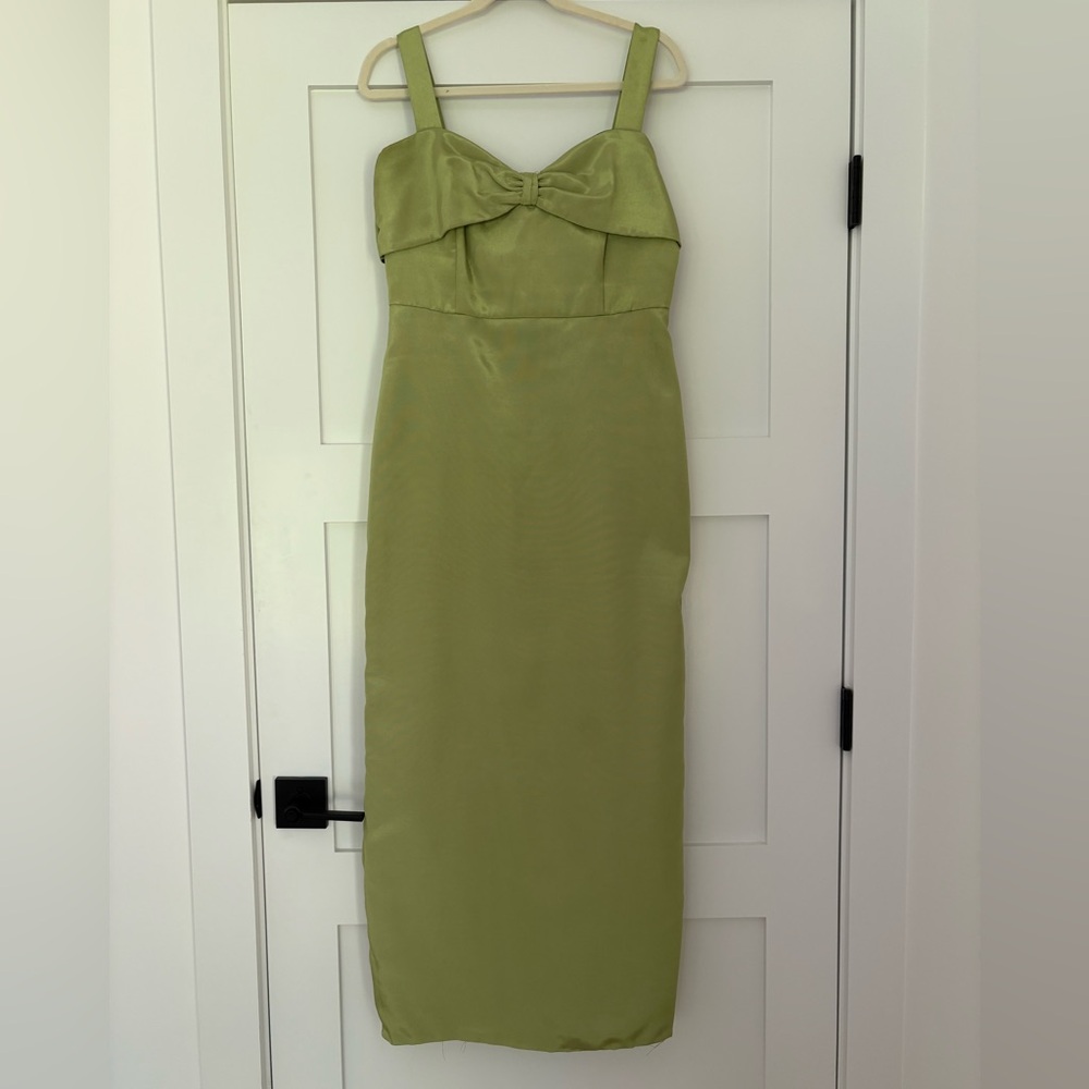 Green Pleated Sweetheart Sheath Dress